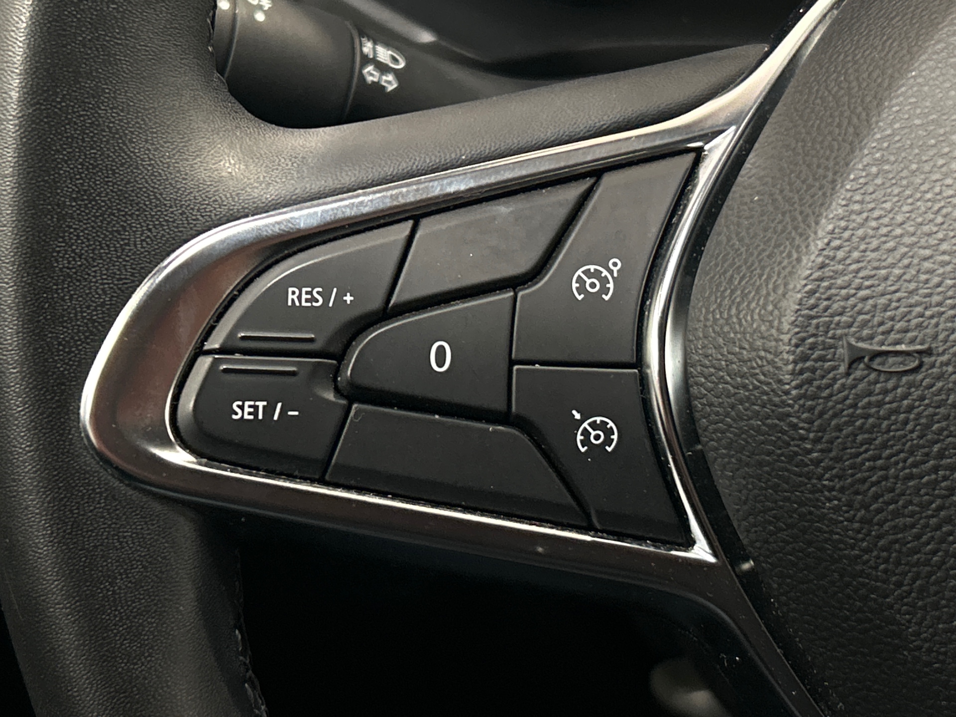 Photo 23 du véhicule RENAULT CAPTUR