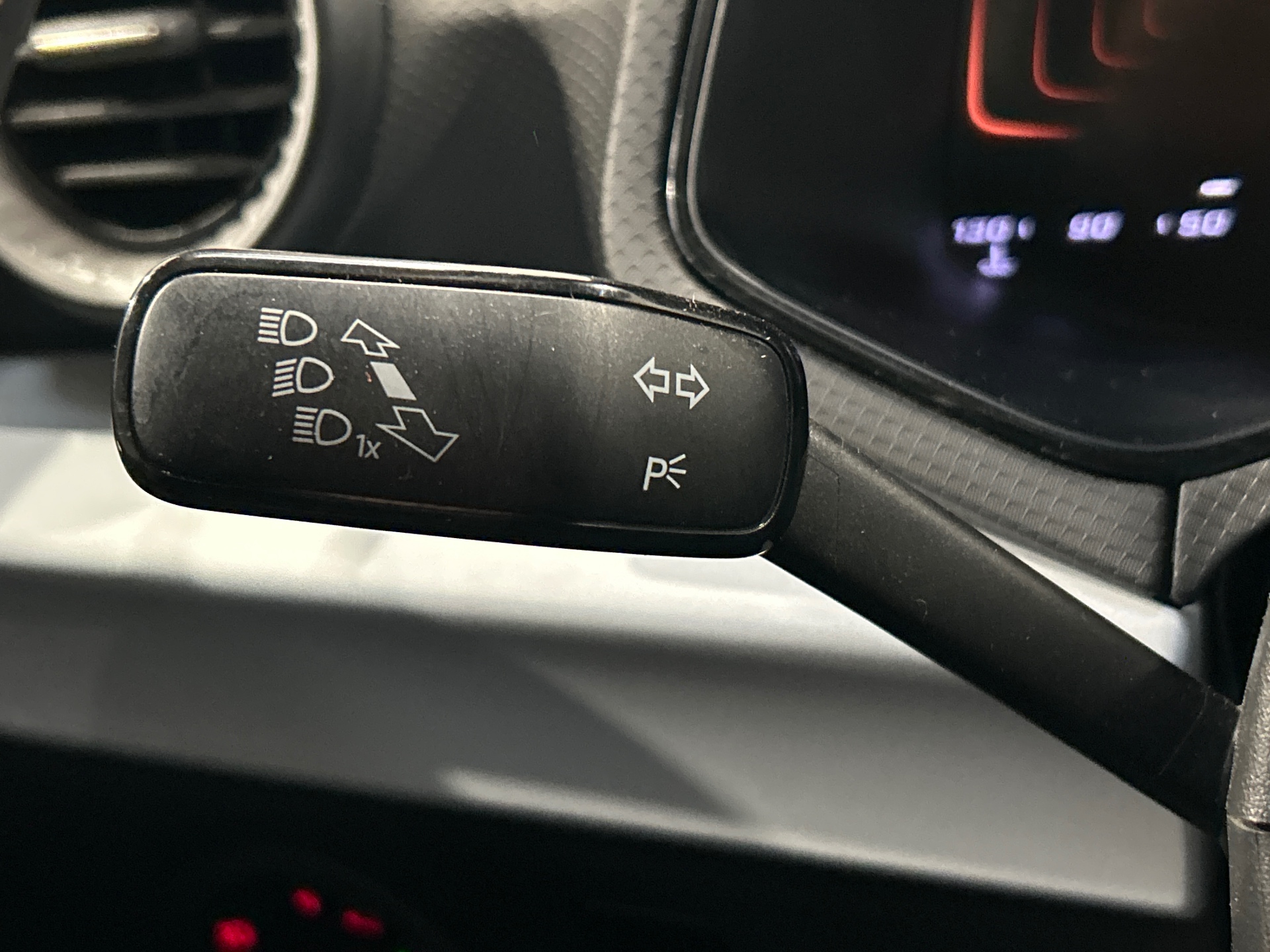 Photo 25 du véhicule SEAT IBIZA