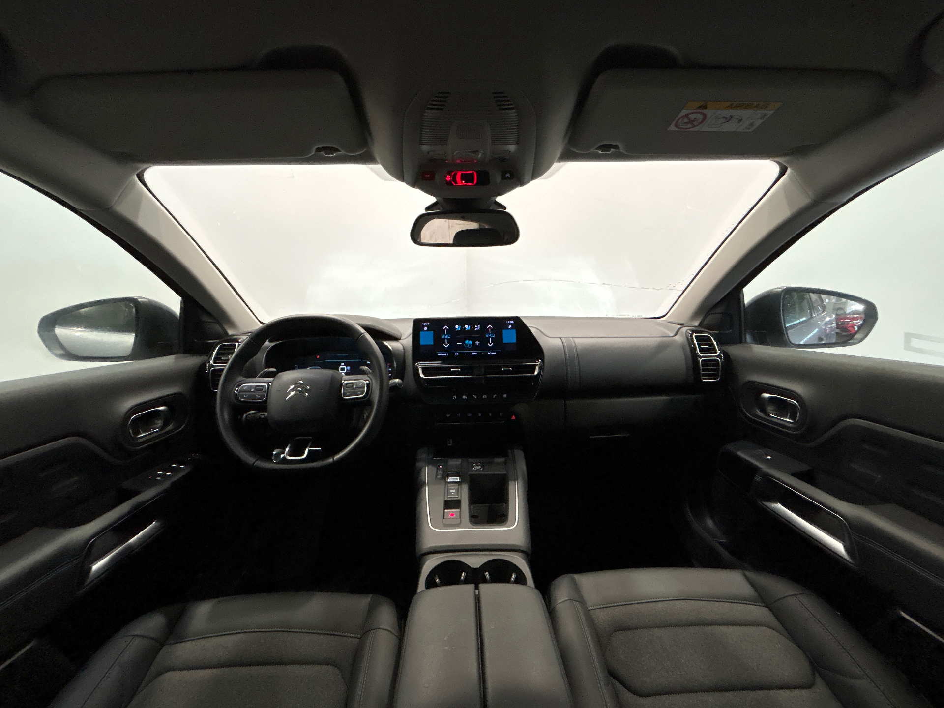 Photo 30 du véhicule CITROEN C5 AIRCROSS