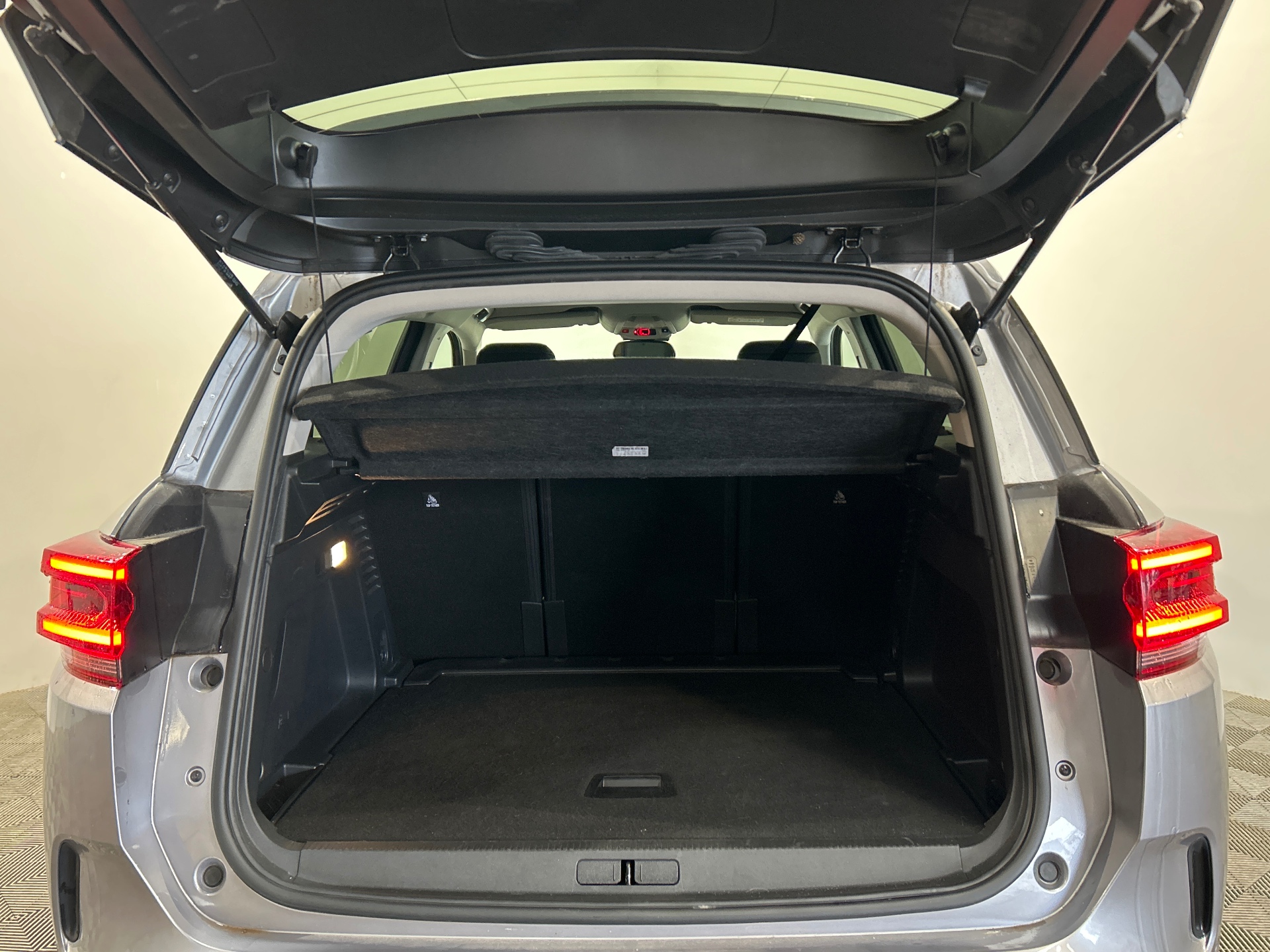 Photo 38 du véhicule CITROEN C5 AIRCROSS