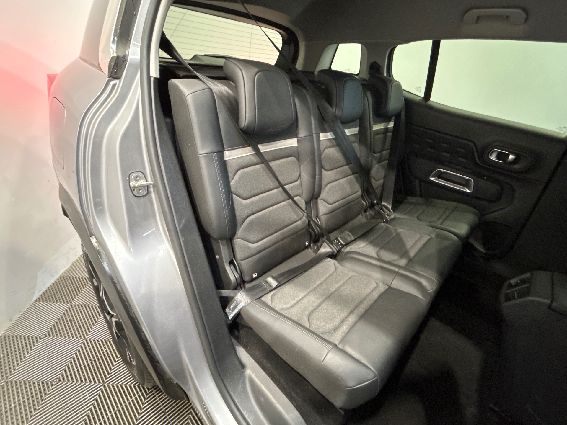 Photo 35 du véhicule CITROEN C5 AIRCROSS