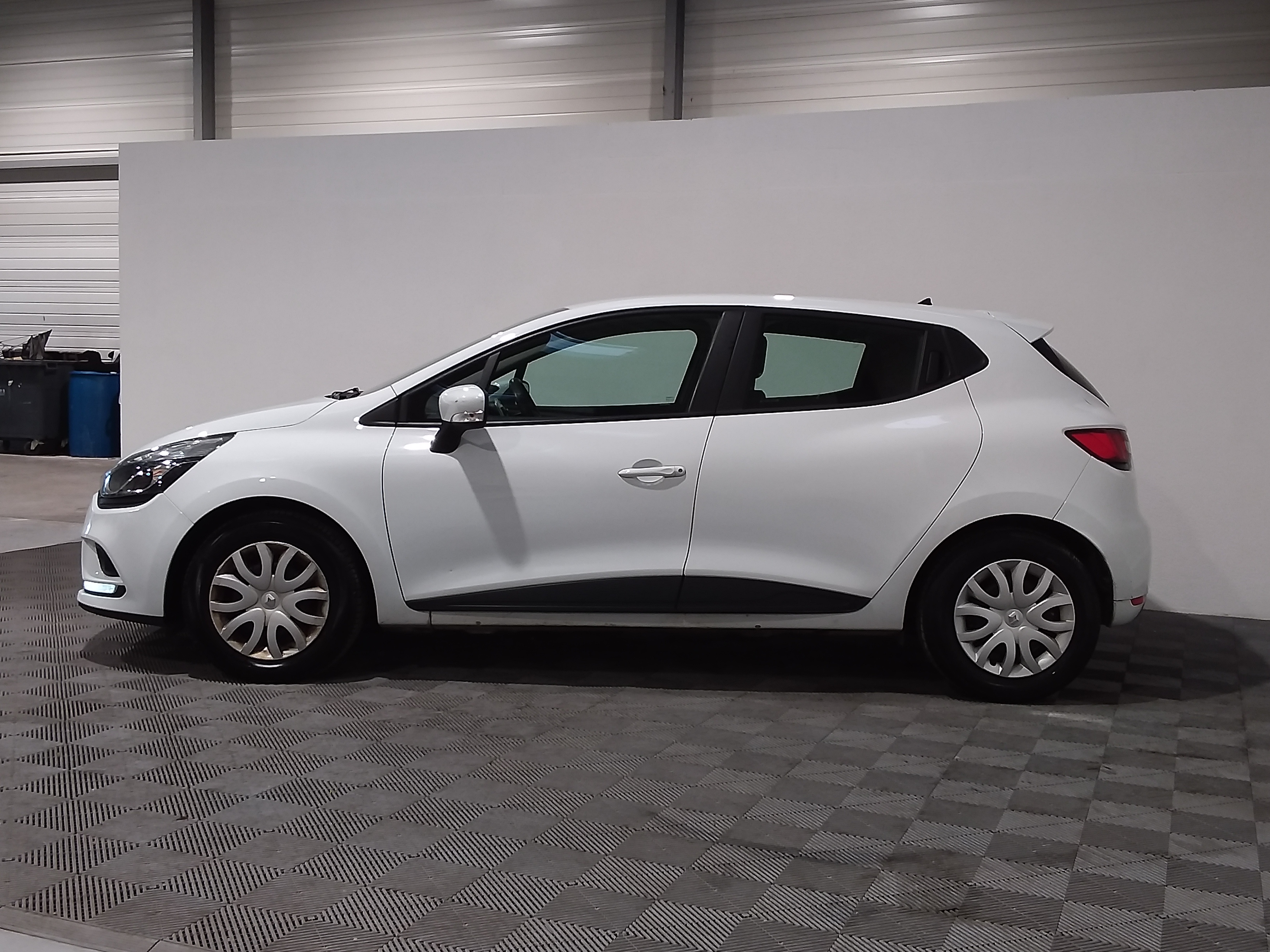 RENAULT CLIO IV SOCIETE de 2016 La ChapelleSaintLuc Massoutre VO