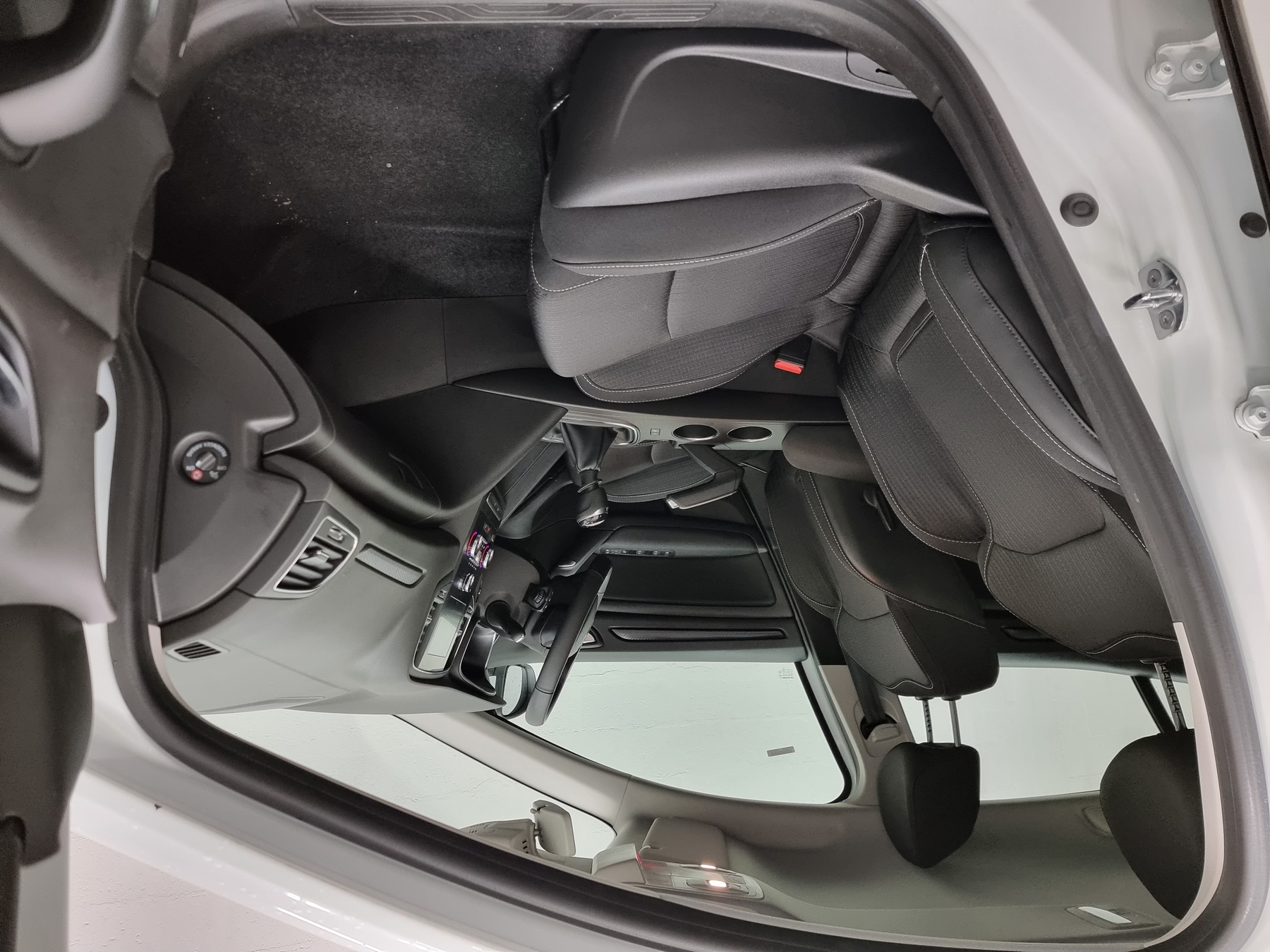 RENAULT MEGANE IV BERLINE BUSINESS