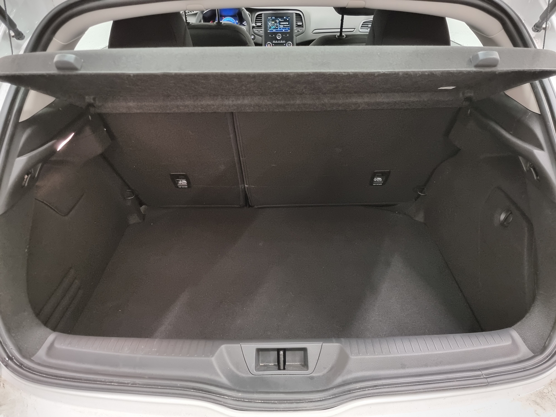 RENAULT MEGANE IV BERLINE BUSINESS