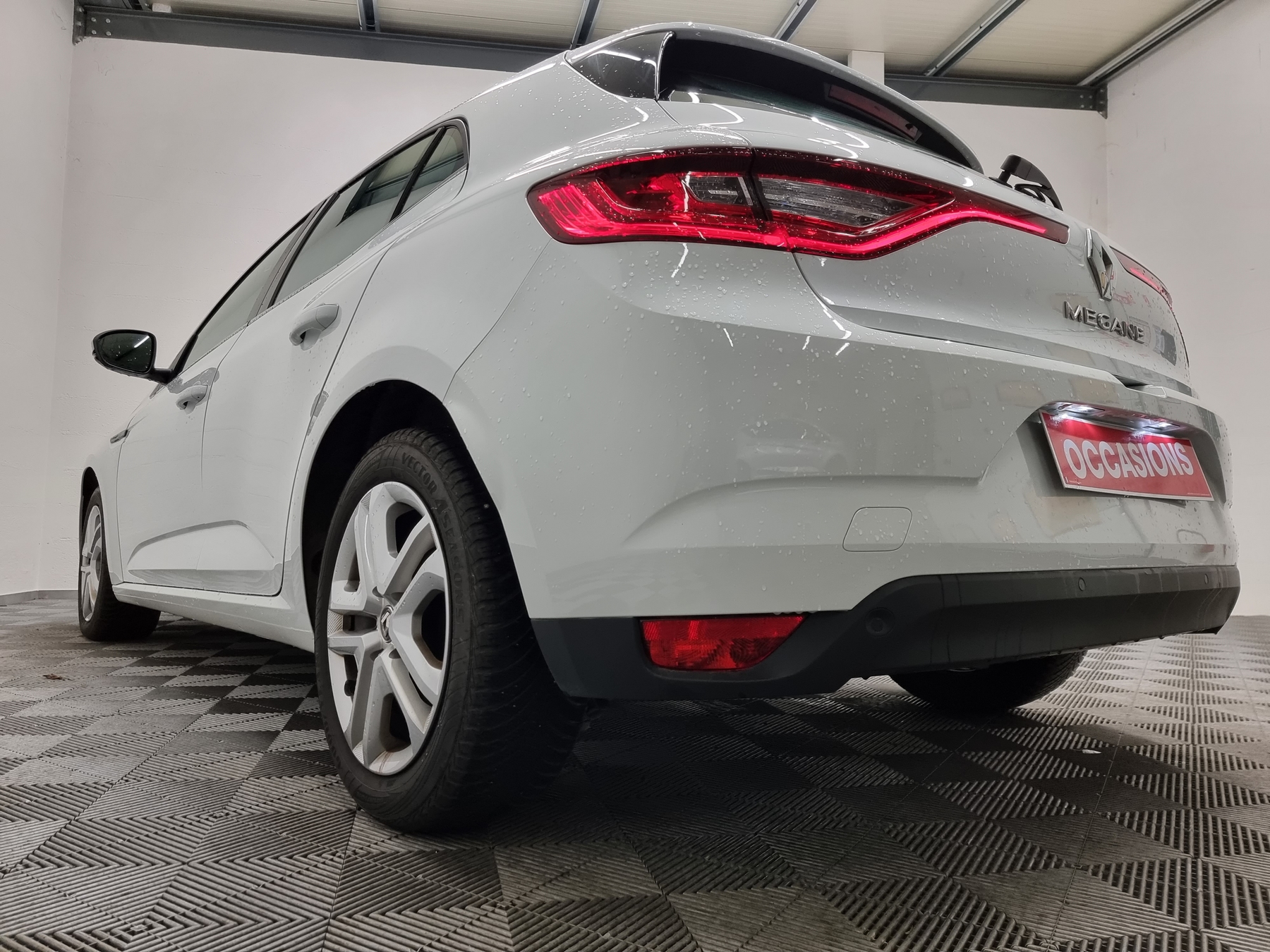 RENAULT MEGANE IV BERLINE BUSINESS