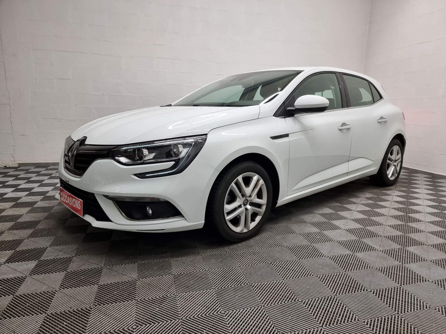 RENAULT MEGANE IV BERLINE BUSINESS