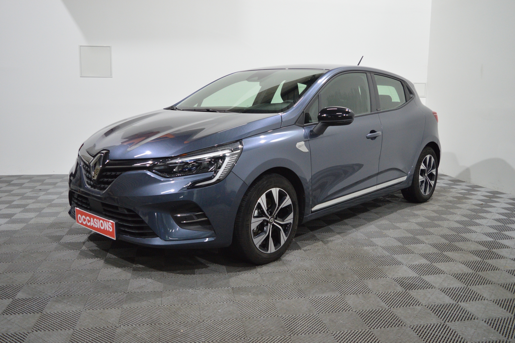 RENAULT CLIO V de 2021 Massy Massoutre VO