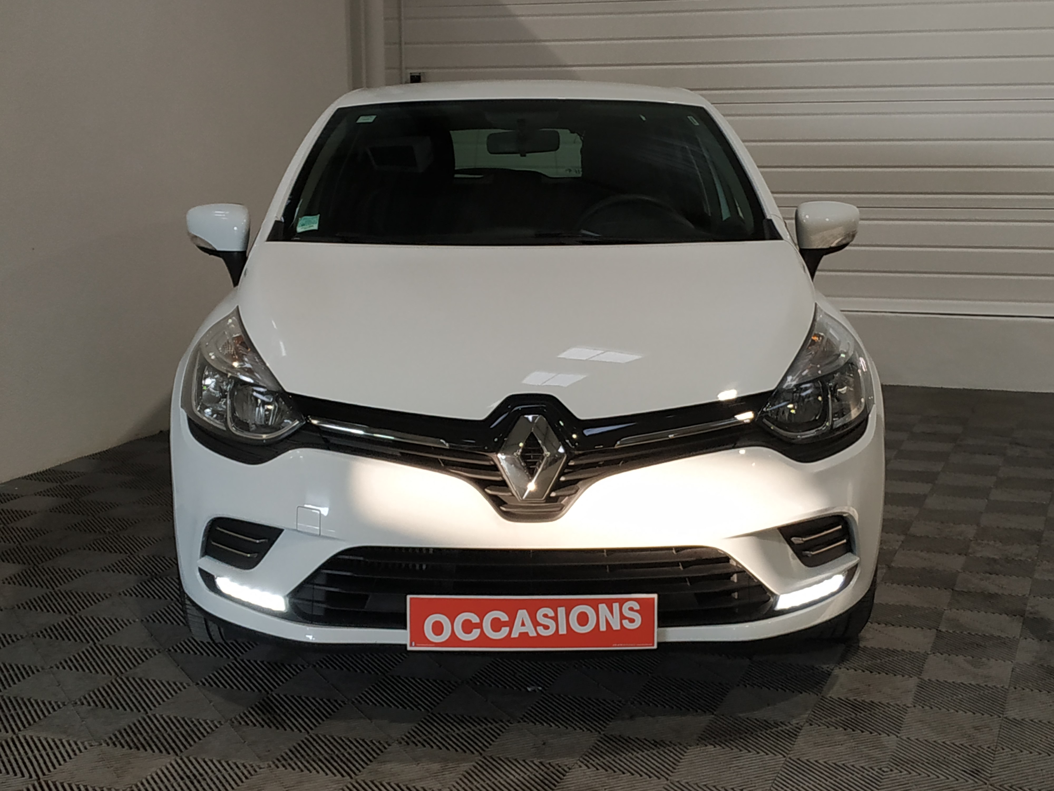RENAULT CLIO IV de 2019 La ChapelleSaintLuc Massoutre VO