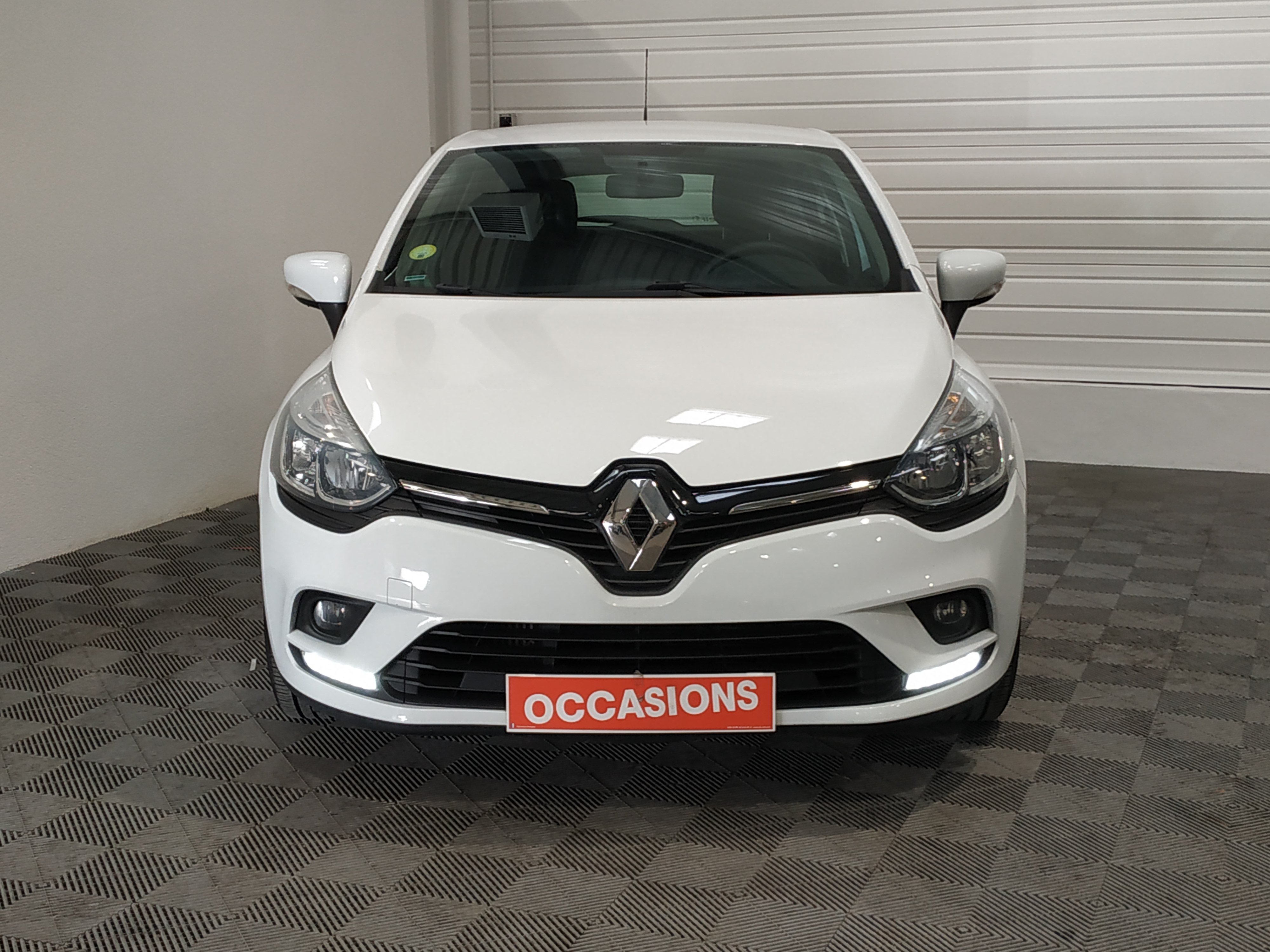 RENAULT CLIO IV SOCIETE de 2018 La ChapelleSaintLuc Massoutre VO