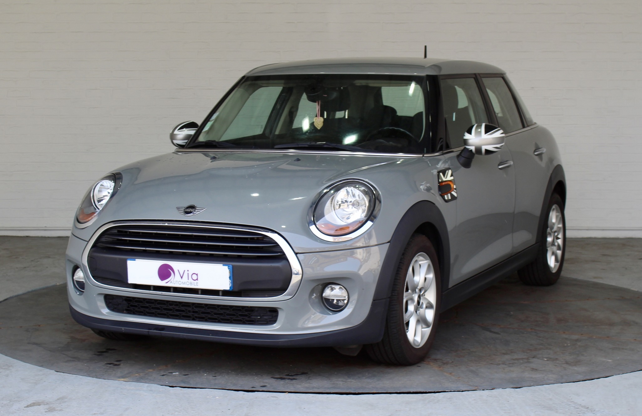 Acheter une voiture d'occasion - Via Automobile