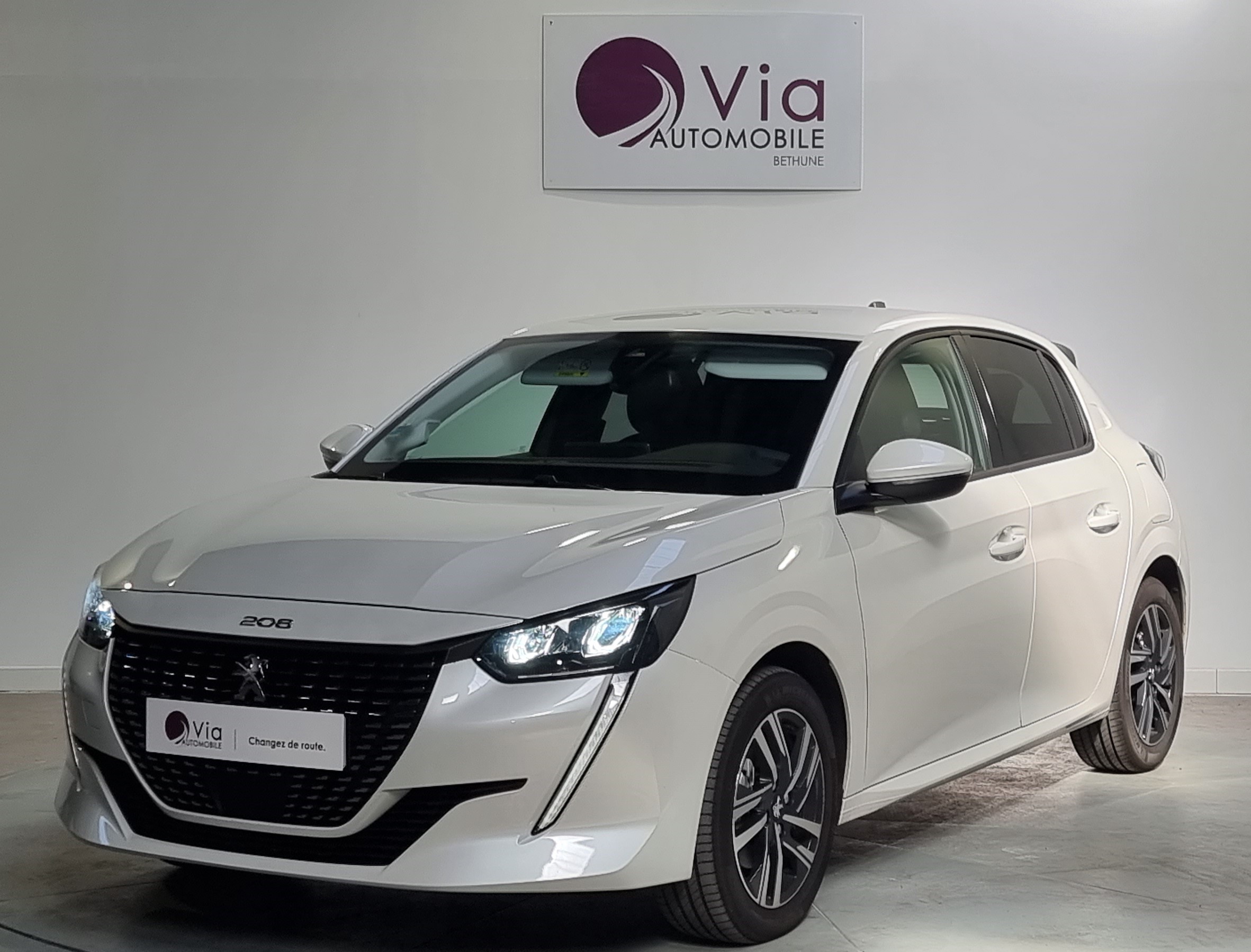 Acheter une voiture d'occasion - Via Automobile