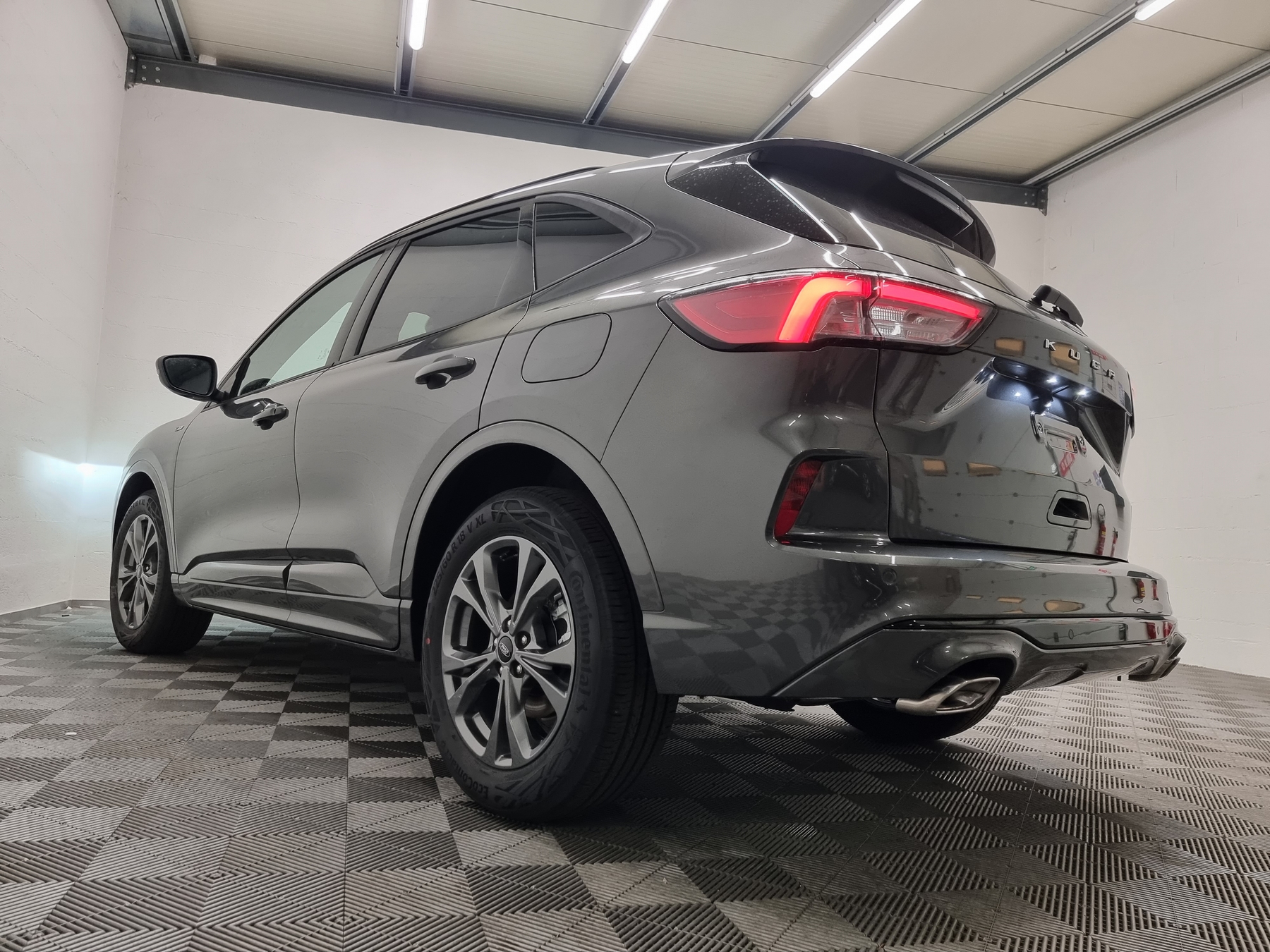 FORD KUGA