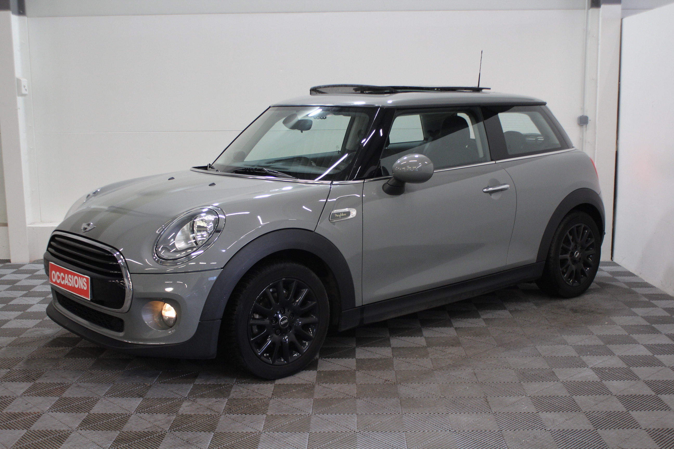 MINI MINI F56 de 2016 - Olivet - Massoutre VO
